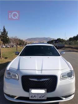 کرایسلەر 300